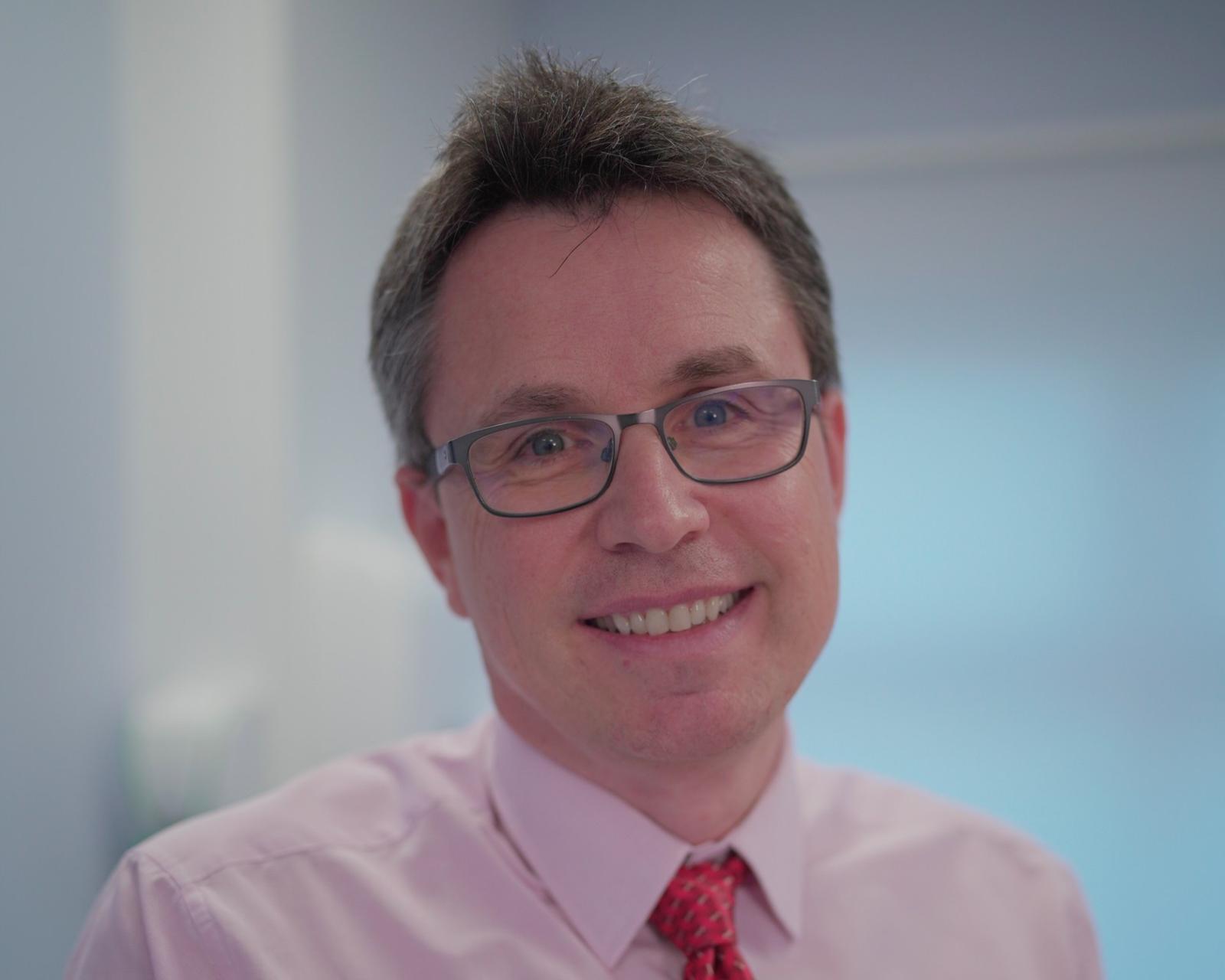 Photo of Dr Peter Vasas