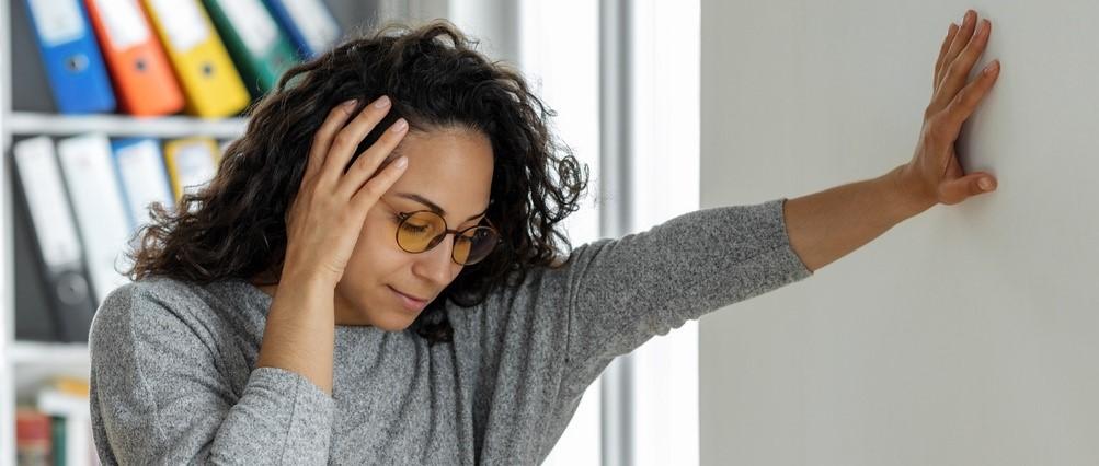 What causes menopause dizziness, and how can you manage it?