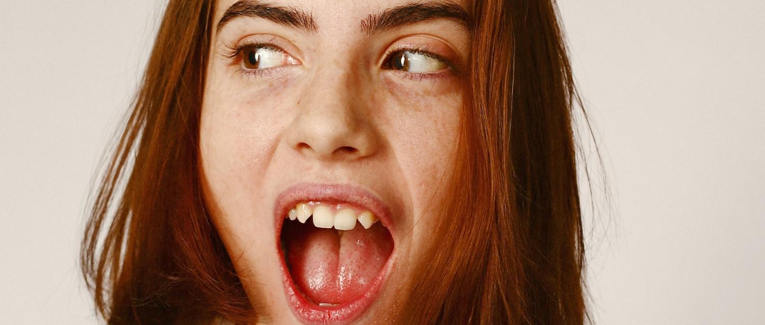 What causes a lump on the tongue?