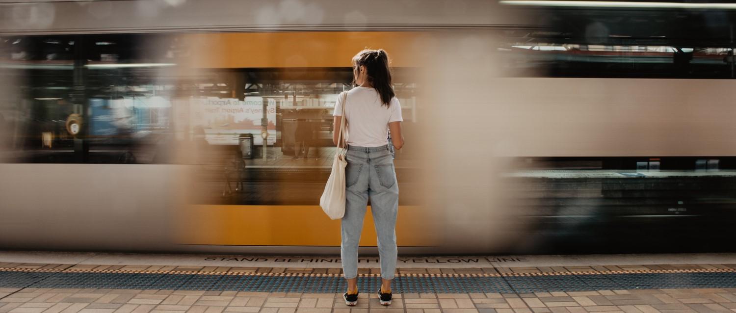 How to avoid catching a cold on public transport