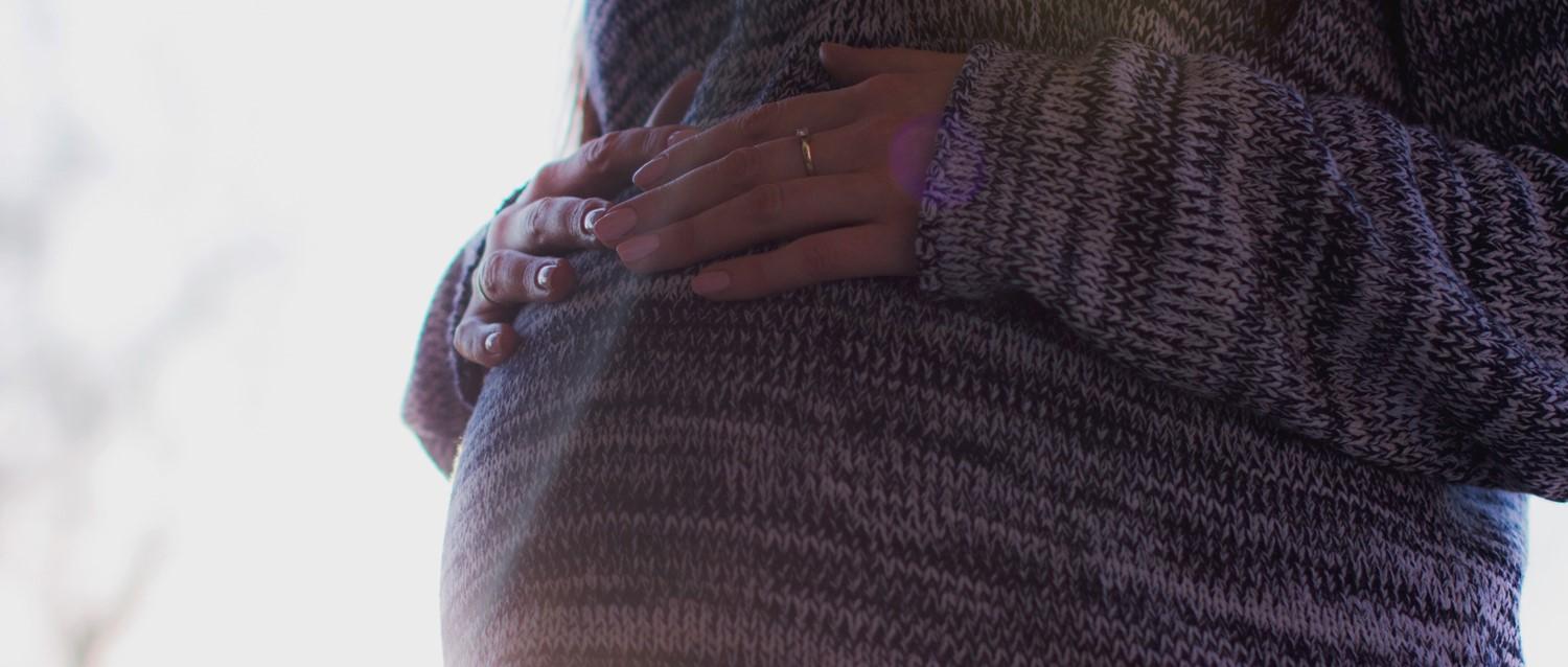 How to stay healthy and safe when pregnant at Christmas